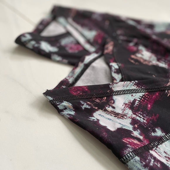 Lululemon tranquil crop pants - Picture 4 of 8